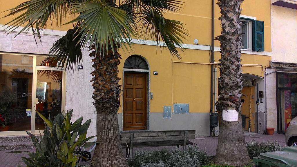 Appartamento Torrione Vallecrosia Esterno foto